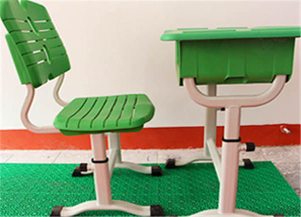 學(xué)生課桌椅為什么一定要選擇睿學(xué)卓藝！