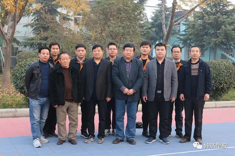 熱烈歡迎河南省塑料協(xié)會段同生會長一行蒞臨仲達塑膠考察指導工作！