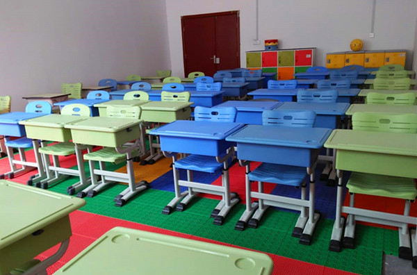 學(xué)校選擇升降課桌的都有哪些優(yōu)勢？